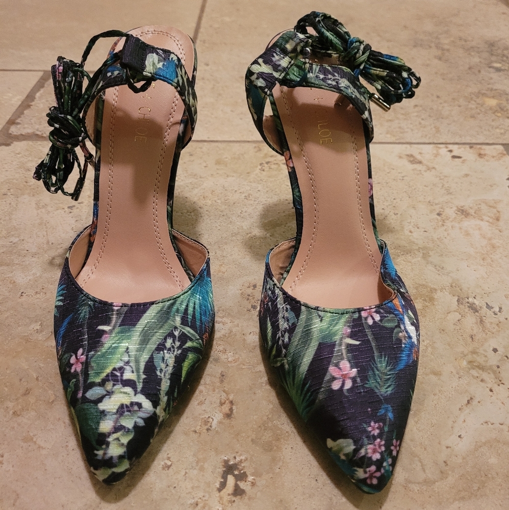Chase + Chloe Floral Lace Up Heels Black Green